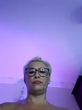 LunaBlaise online show from 07-16-26, 08:11
