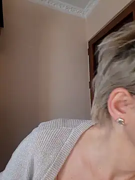 LunaBlaise online show from 03-14-26, 08:42