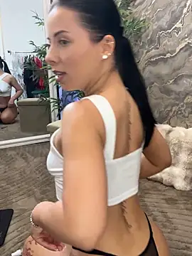KrystalJade online show from 06-04-26, 07:24