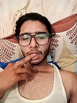 CoralN online show from 03-25-26, 04:23