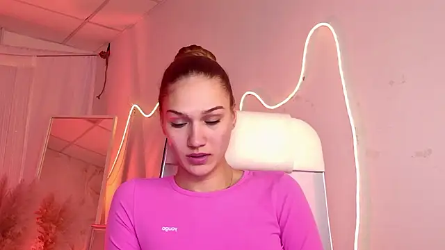 Sweet Emilya online show from 03-08-26, 11:57