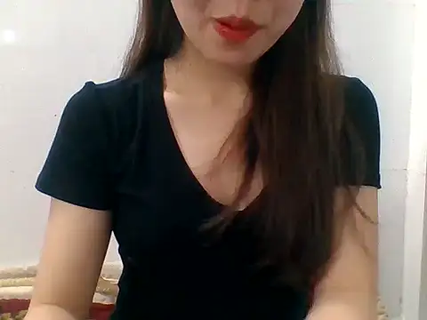 Snapshot of kiraa-007 chatting on 05-18-26, 01:16 kiraa-007 online show from 05-18-26, 01:16