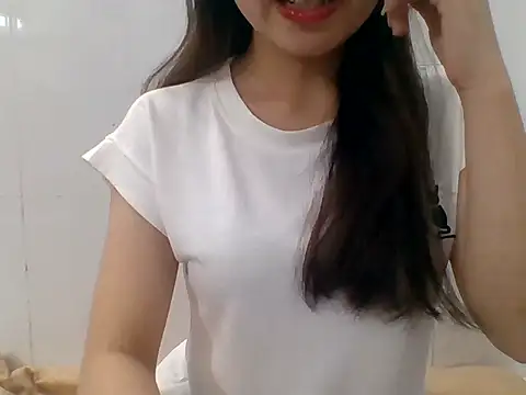 Snapshot of kiraa-007 chatting on 05-29-26, 03:40 kiraa-007 online show from 05-29-26, 03:40