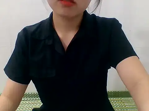 Snapshot of kiraa-007 chatting on 05-12-26, 03:40 kiraa-007 online show from 05-12-26, 03:40