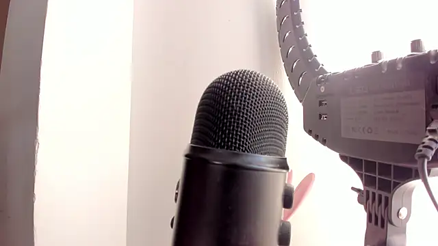 Snapshot of im_dantee chatting on 02-28-26, 04:01 im dantee online show from 02-28-26, 04:01