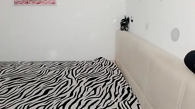 NickyHotXO online show from 07-04-26, 04:19