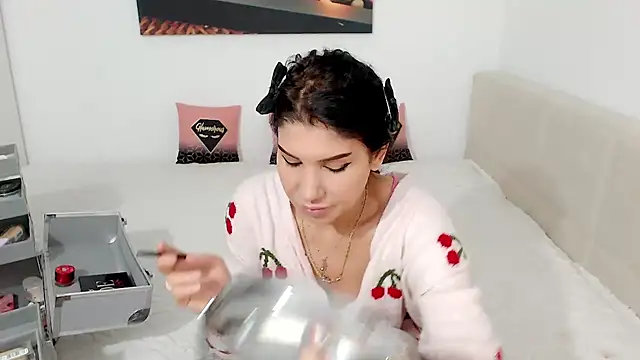 NickyHotXO online show from 04-03-26, 04:52