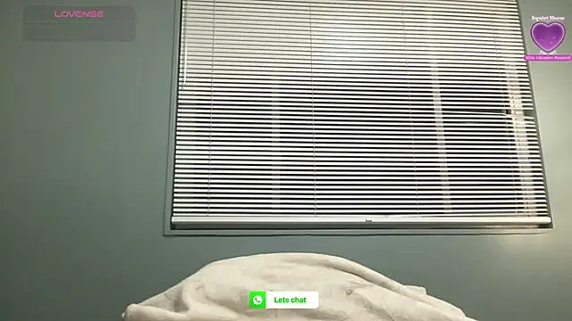 Snapshot of PetiteWet chatting on 07-19-26, 01:14 PetiteWet online show from 07-19-26, 01:14