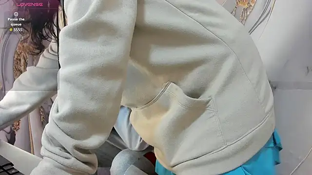 MiaBella and Max online show from 02-28-26, 12:05