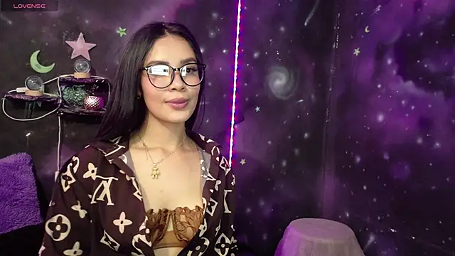 Snapshot of ValentinaRojass_ chatting on 05-07-26, 06:33 ValentinaRojass online show from 05-07-26, 06:33