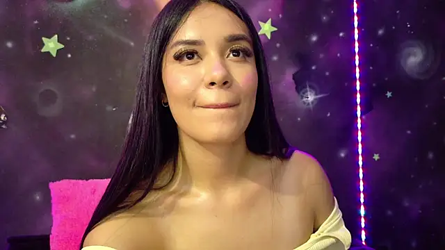 Snapshot of ValentinaRojass_ chatting on 05-25-26, 06:28 ValentinaRojass online show from 05-25-26, 06:28