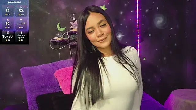 Snapshot of ValentinaRojass_ chatting on 05-15-26, 05:55 ValentinaRojass online show from 05-15-26, 05:55