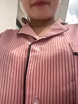 Xoai-cute online show from 05-21-26, 07:17