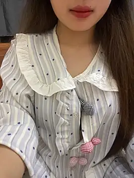 Snapshot of Xoai-cute chatting on 06-06-26, 08:03 Xoai-cute online show from 06-06-26, 08:03