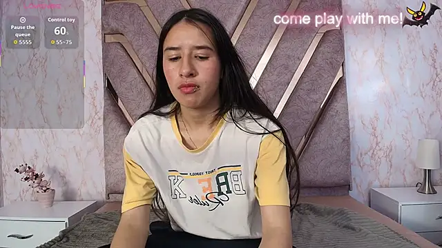 LilyRossi  online show from 04-15-26, 04:11