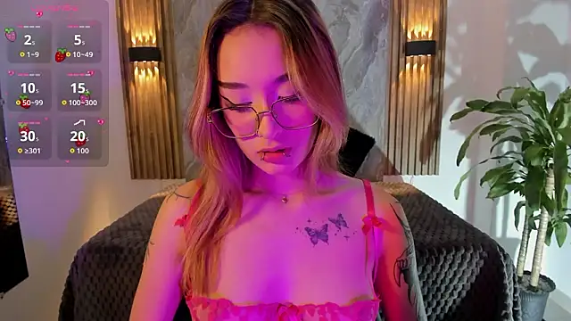 Snapshot of Melodylanee chatting on 03-02-26, 11:06 Melodylanee online show from 03-02-26, 11:06