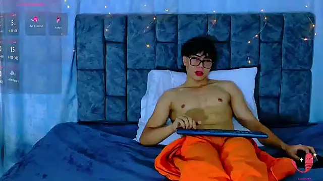 Dantekent online show from 03-09-26, 01:58