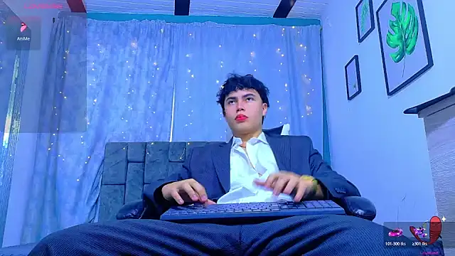 Snapshot of Dantekent chatting on 06-19-26, 01:17 Dantekent online show from 06-19-26, 01:17