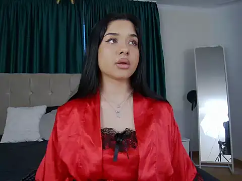 MissNaomiBelle online show from 06-06-26, 05:51
