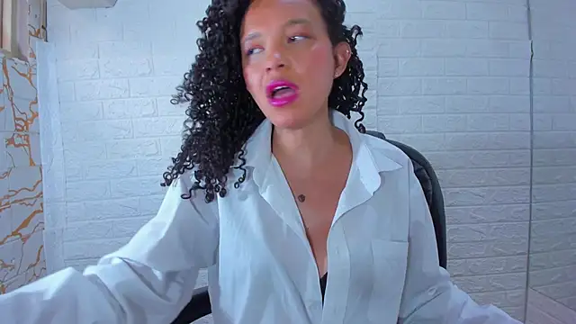 Jazlin  online show from 03-10-26, 12:53