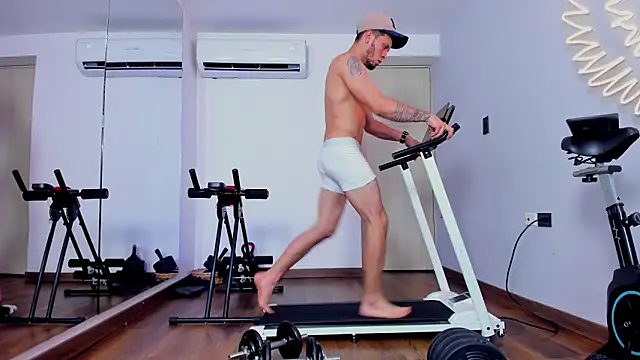 Snapshot of mike_burke chatting on 03-01-26, 07:14 mike burke online show from 03-01-26, 07:14