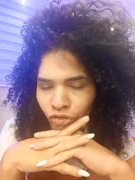 Snapshot of V-nus chatting on 03-10-26, 11:31 V-nus online show from 03-10-26, 11:31