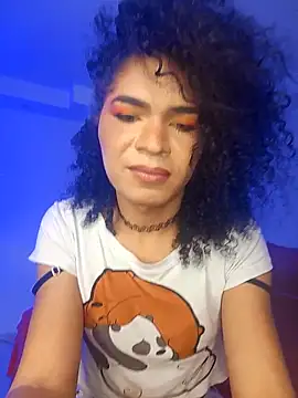 Snapshot of V-nus chatting on 03-08-26, 05:33 V-nus online show from 03-08-26, 05:33