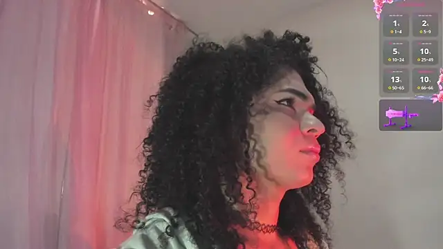 Snapshot of V-nus chatting on 03-03-26, 09:00 V-nus online show from 03-03-26, 09:00