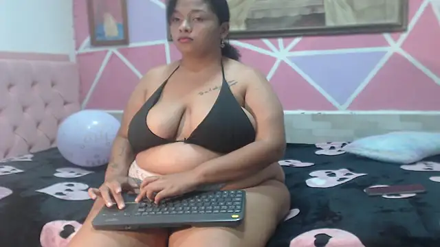 Doll rihana online show from 05-09-26, 02:04