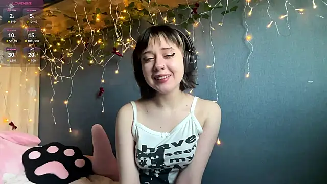 AueshaSimon online show from 04-04-26, 04:19