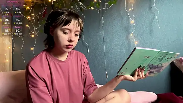 AueshaSimon online show from 04-11-26, 05:04