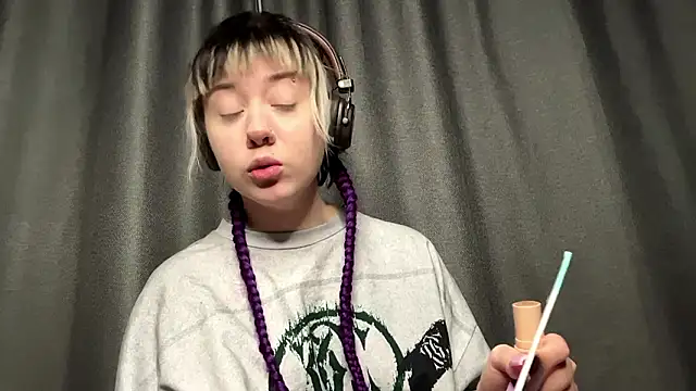 AueshaSimon online show from 03-20-26, 05:08