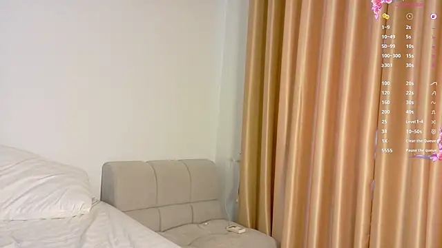 Lianaughtybaker online show from 03-26-26, 01:04