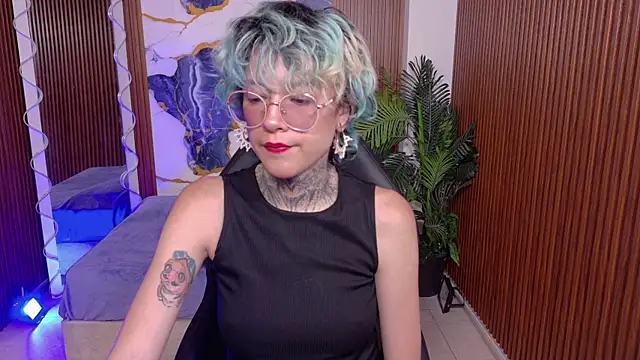 Lyra tay online show from 06-01-26, 07:02