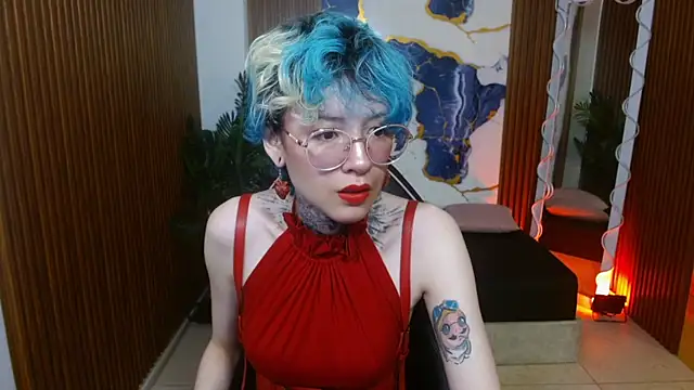 Lyra tay online show from 04-26-26, 11:29