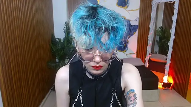 Lyra tay online show from 04-29-26, 07:09