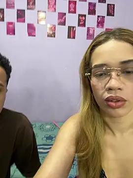 Snapshot of Anna25w chatting on 04-13-26, 01:53 Anna25w online show from 04-13-26, 01:53