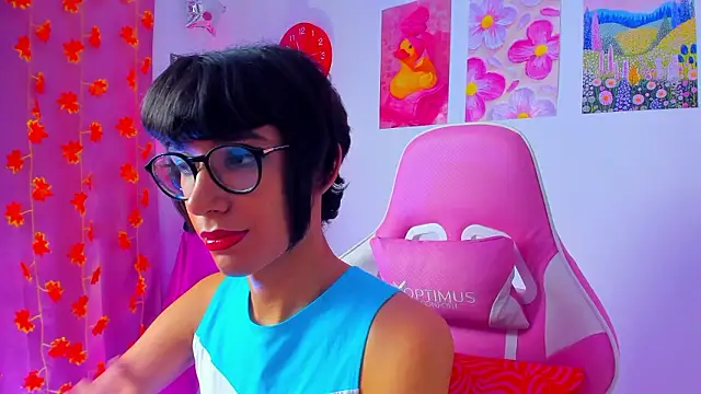 Madeline 21 online show from 03-27-26, 05:16