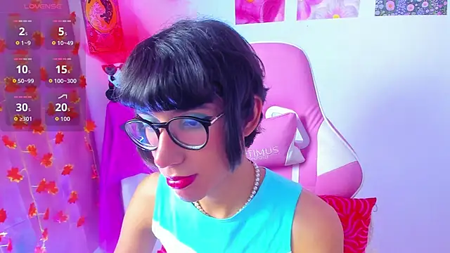 Madeline 21 online show from 03-19-26, 06:13