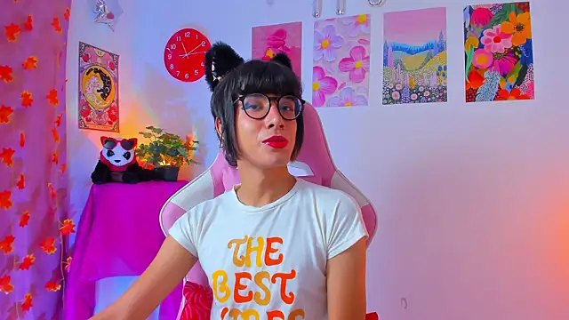 Madeline 21 online show from 03-30-26, 05:09