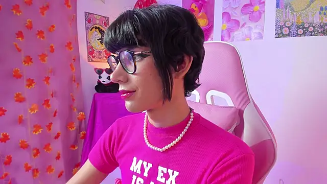 Madeline 21 online show from 03-13-26, 05:12