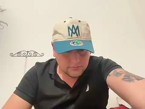Snapshot of Oscar6867 chatting on 02-27-26, 07:19 Oscar6867 online show from 02-27-26, 07:19