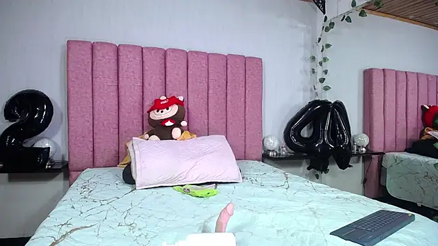 SaraLjordad online show from 04-06-26, 07:48