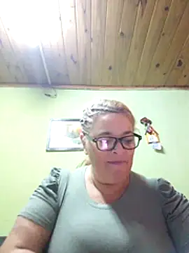 momismilf544 online show from 04-22-26, 02:07