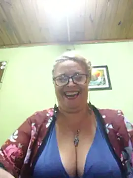 momismilf544 online show from 04-26-26, 05:21