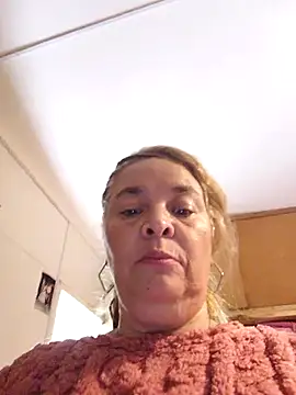 momismilf544 online show from 05-01-26, 02:11