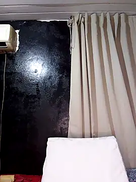 momismilf544 online show from 05-11-26, 04:47