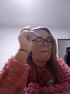 momismilf544 online show from 05-01-26, 02:05