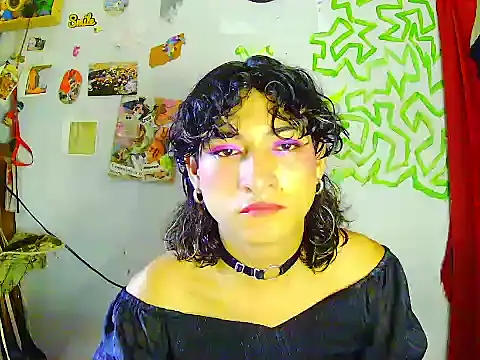 RAMONA TIJERAX online show from 06-21-26, 01:17