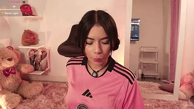 ema parkerr online show from 04-17-26, 12:57